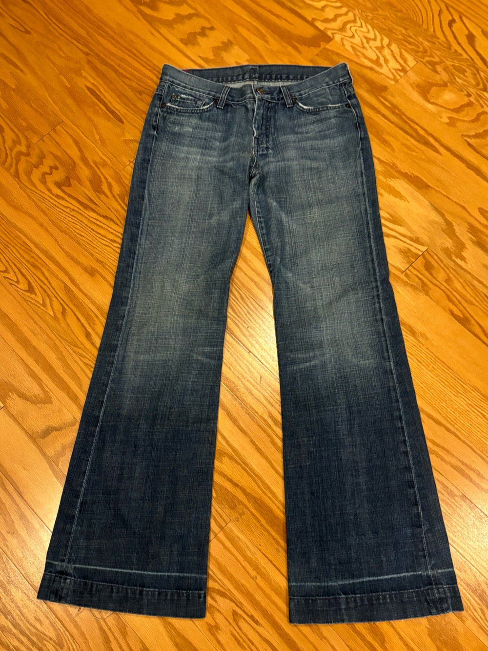 7 For All Mankind Ladies Dojo Flare Distressed Jean Medium Blue Wash Size 29